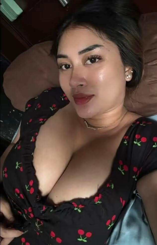 Photo and video groups